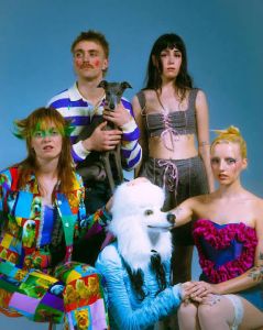 Promotional photograph of the band FIZZ, of which Orla Gartland is a member.